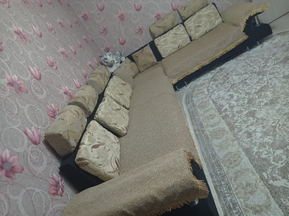 Мягкая мебель для гостиной