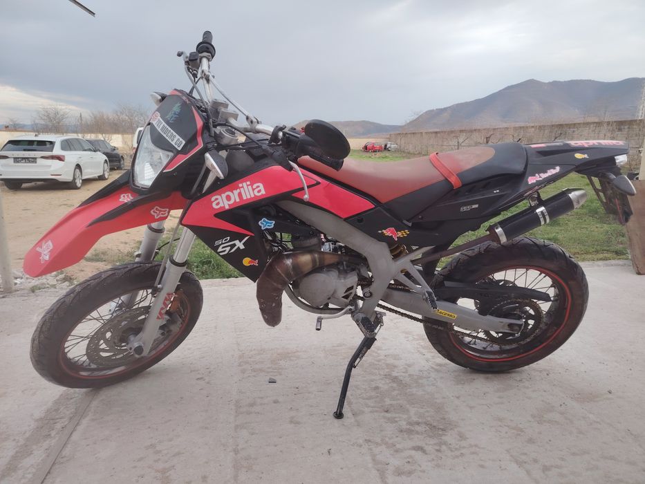 Aprilia sx 50 нов внос