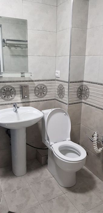 Yangi evro remontli uy sotiladi