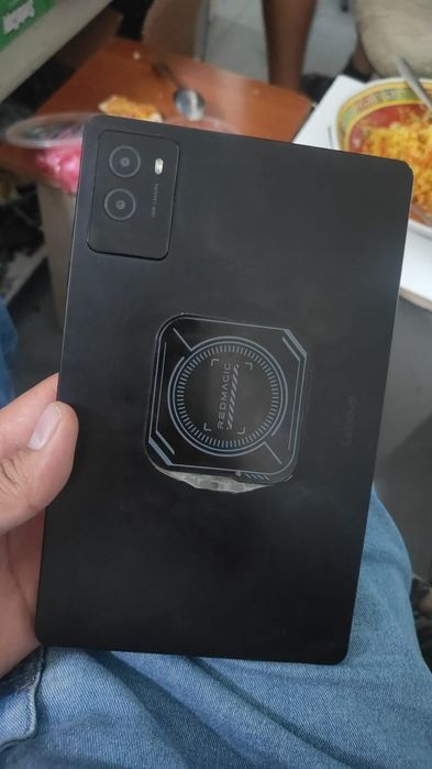 Lenovo Y700 игравой планшет