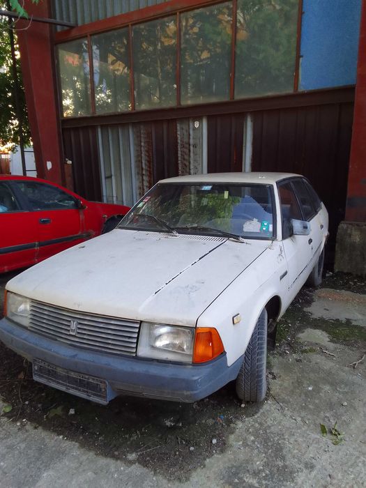 Части от Москвич Алеко