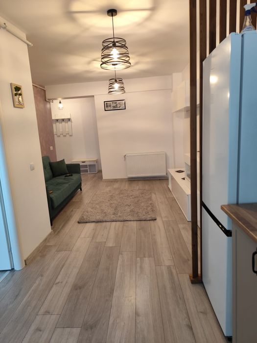Închiriez apartament cu două camere in Cluj.