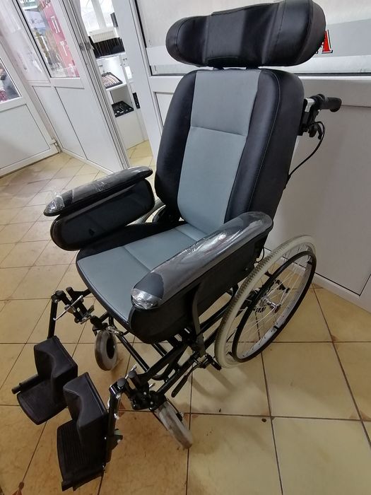 Коляска инвалидная.