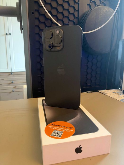 Iphone 15 Pro Max, 256Gb, black Titanium, sănătate baterie 86%,foarte bine întreținut