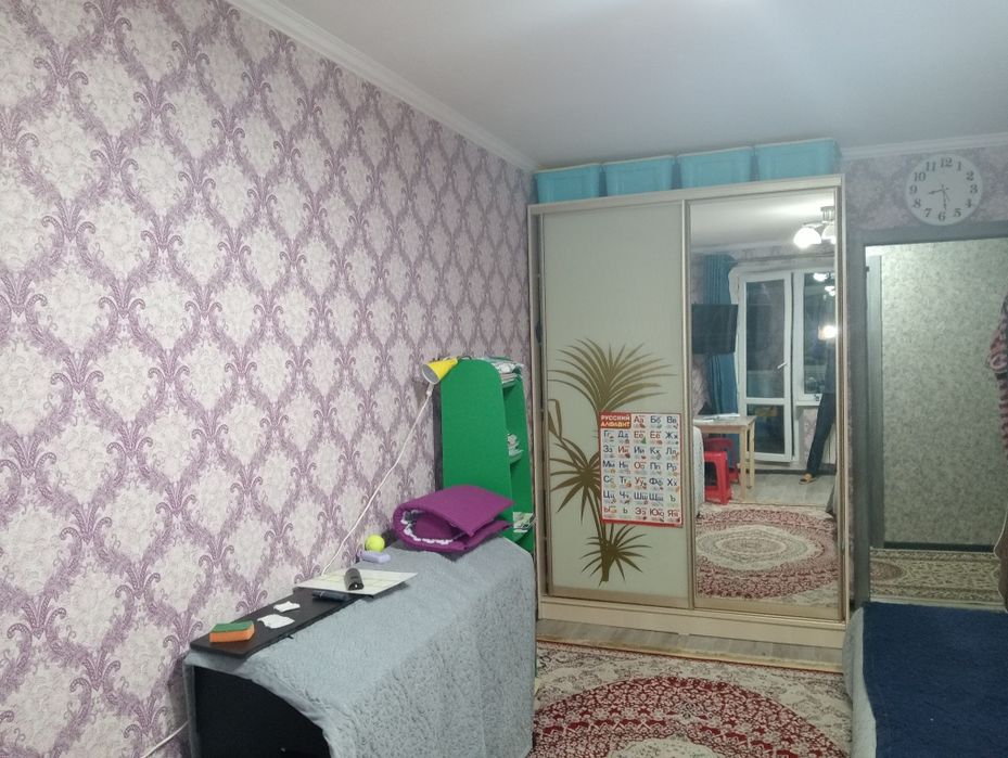 4-комн на 8 мкр 2 этаж