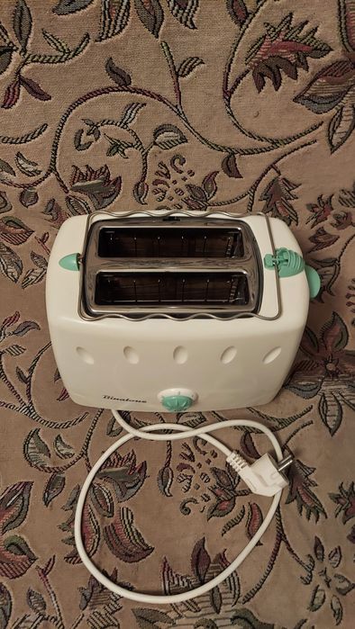 Тостер в рабочем состоянии