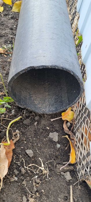 Труба полиэтиленовая.