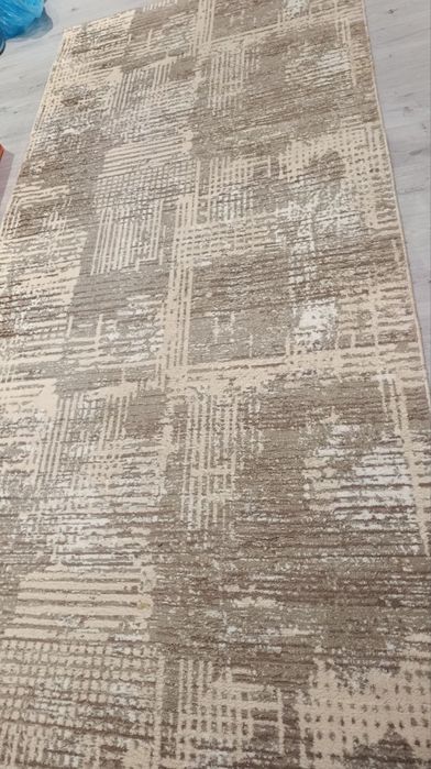 2 ta gilam sotiladi toza qalin dorojka.