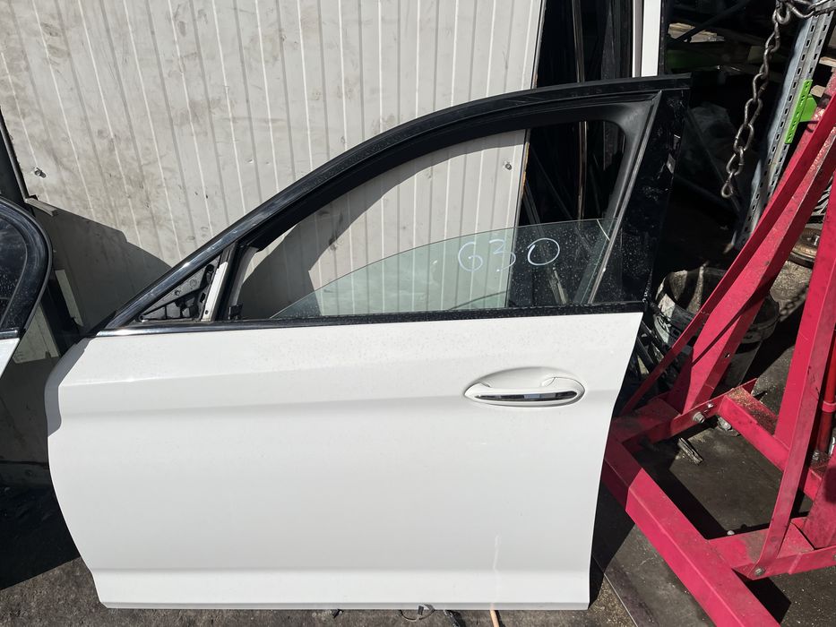 Врата бмв 5 г30 седан ( vrata bmw 5 g30 sedan )