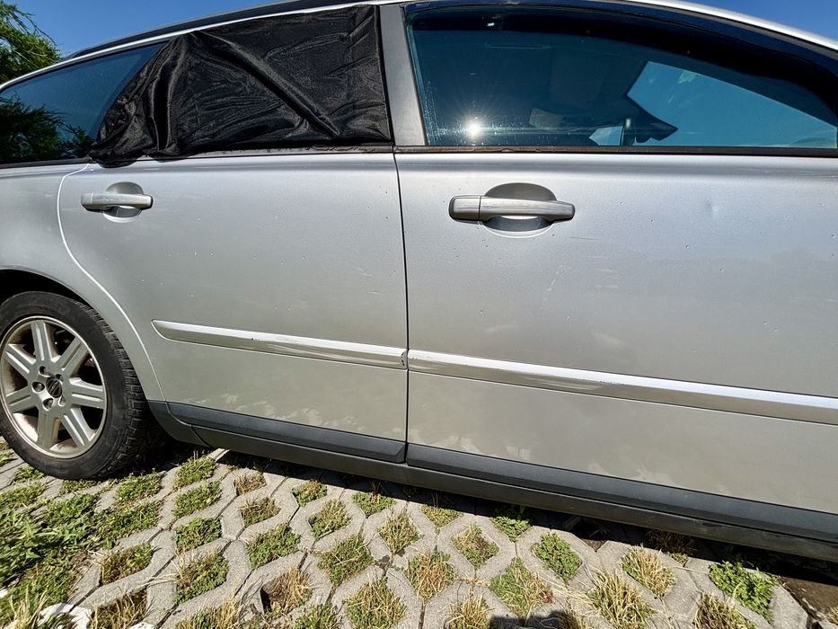 Продавам Volvo V50 т5