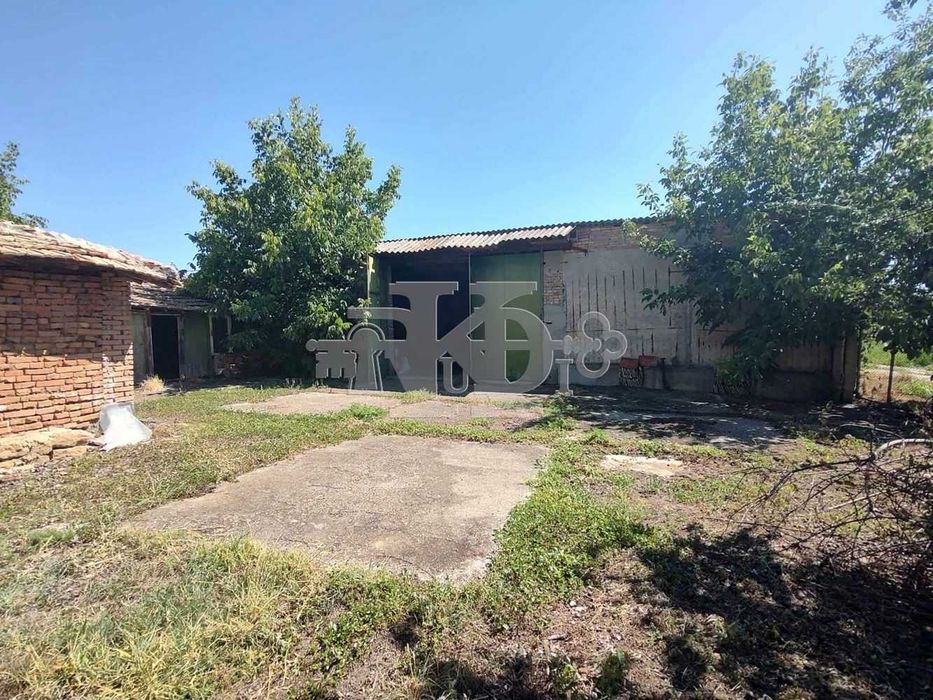 Продава се Къща в с. Караманите, Област Варна - 100 кв.м за 390 €/кв.м - Снимка #12