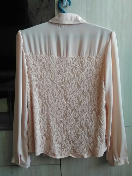 Блузки женские продам