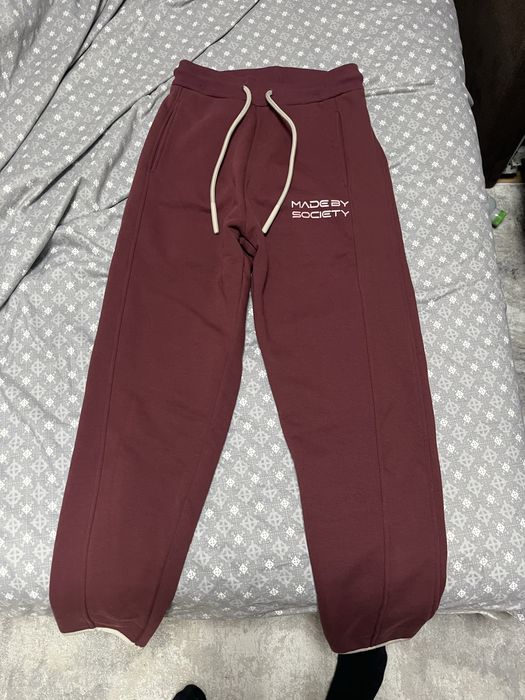 Pantaloni made by society