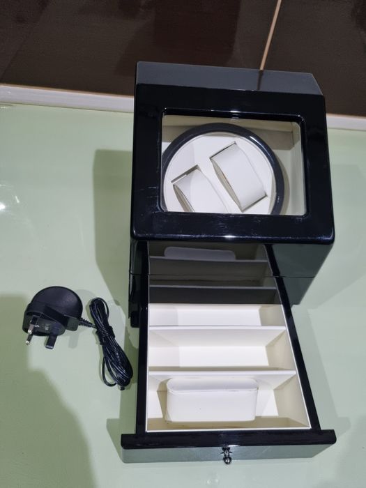 Cutie întoarcere ceasuri automatice (watch winder)