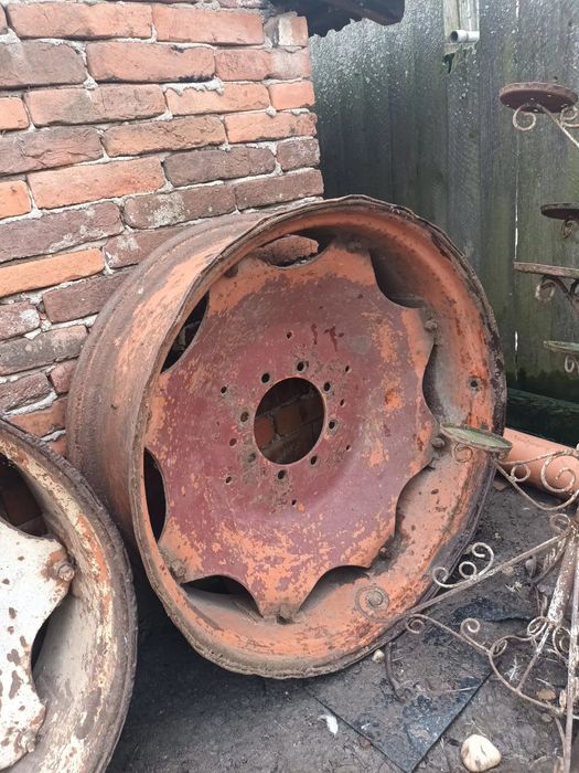 Vând radiator de tractor u650