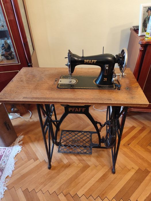 Mașină de cusut PFAFF 31