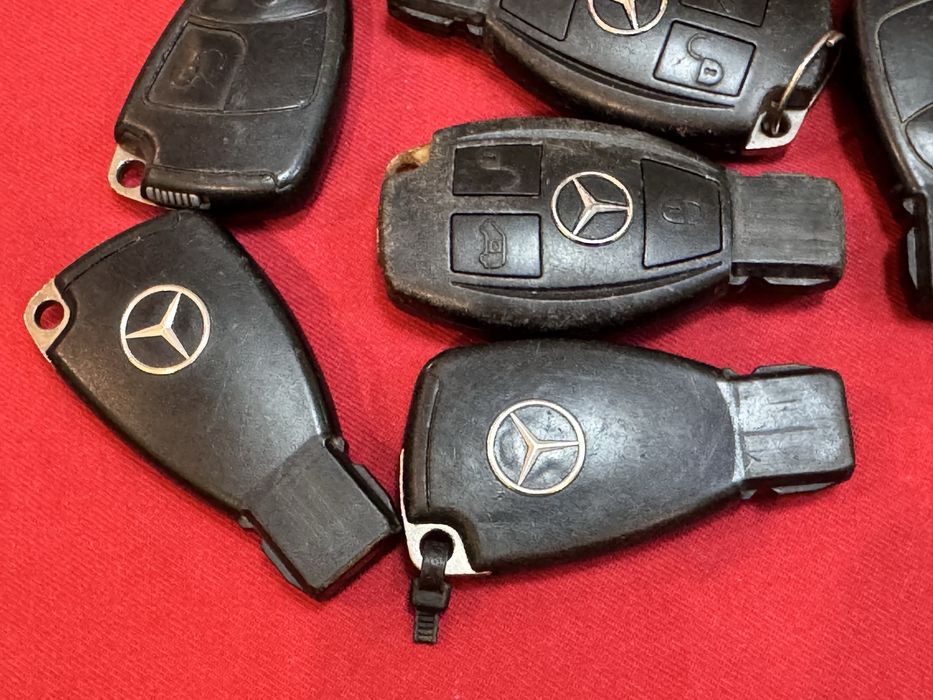 Ключ Mercede  за C/A E/ B/ класа оригинален с платка