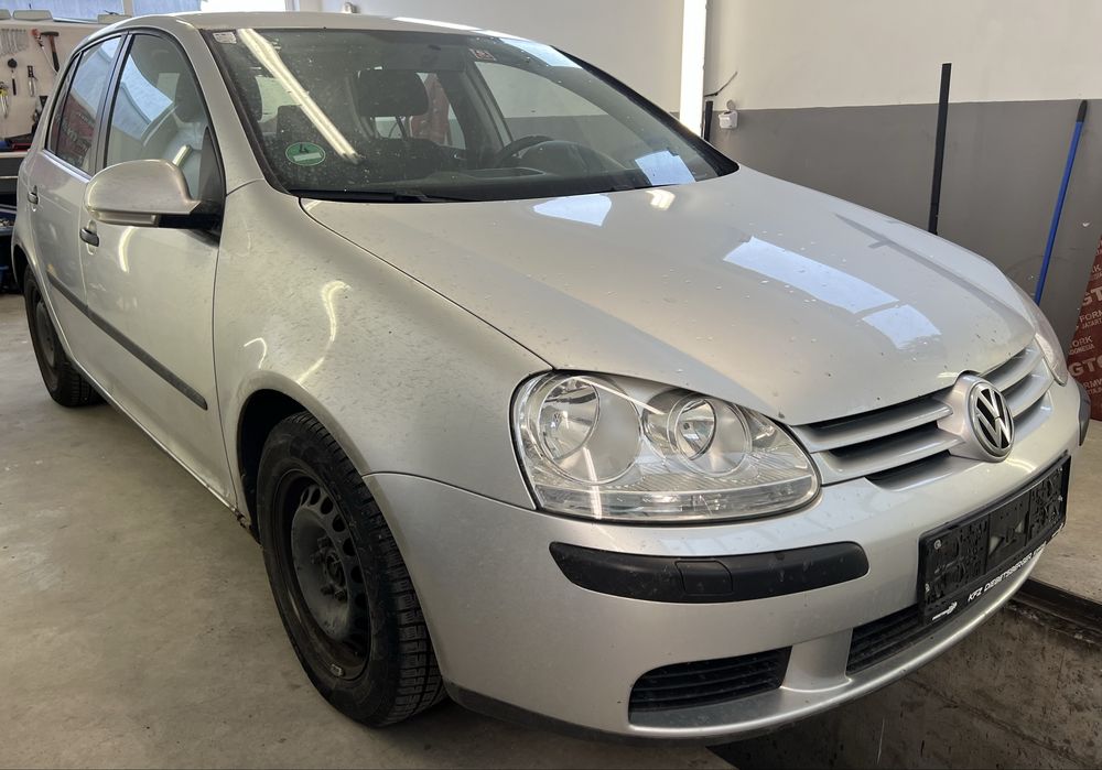 VW Golf 5 1.9TDi BLS 6скорости