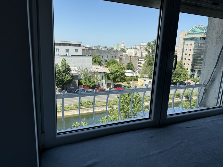 Inchiriez apartament 2 camere Unirii Camera de Comert