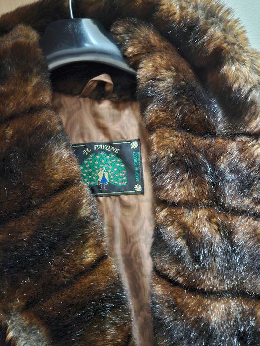 Продавам изящни кожени дрехи от естествен косъм и кожа