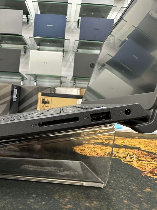 Dell Pro 15 Essential Новый 1 Yil kafolat va Bepul yetkazish YANGI