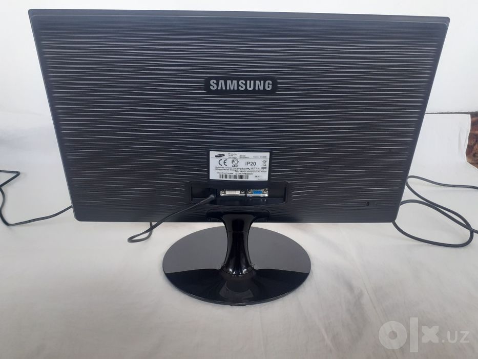 Monitor Samsung 24 dumm