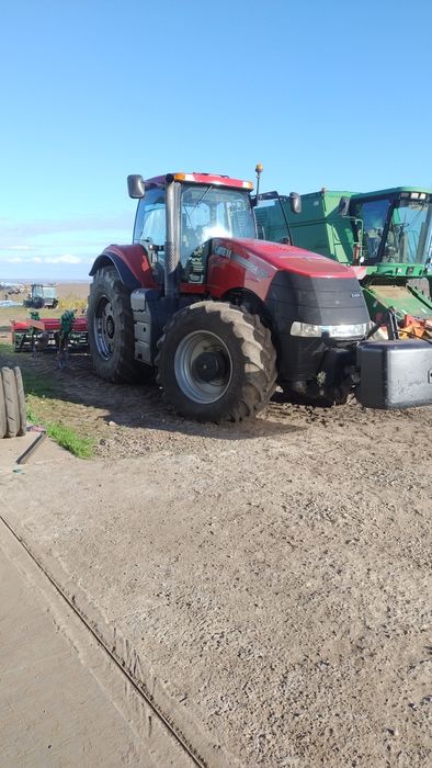 Tractor case Magnum 370 an fabricatie 2014 cauciucuri spate noi