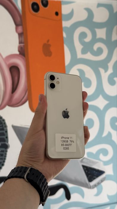 iPhone 11  128GB