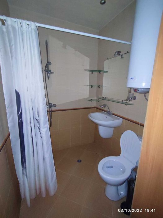 Дава се под наем Двустаен апартамент в Варна, Център - 70 кв.м за 612 € - Снимка #12