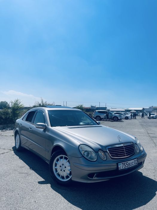 Mercedes-Benz w211