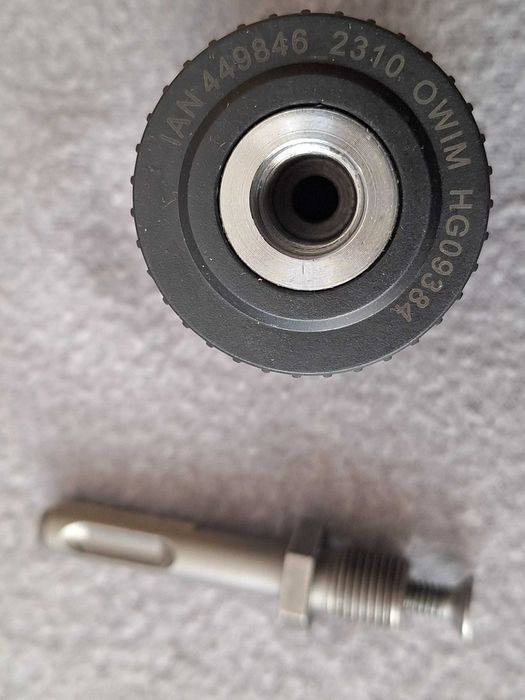 Mandrină rapidă fără cheie cu adaptor SDS Plus marca Parkside.