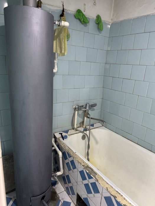 Продам дом в общем дворе