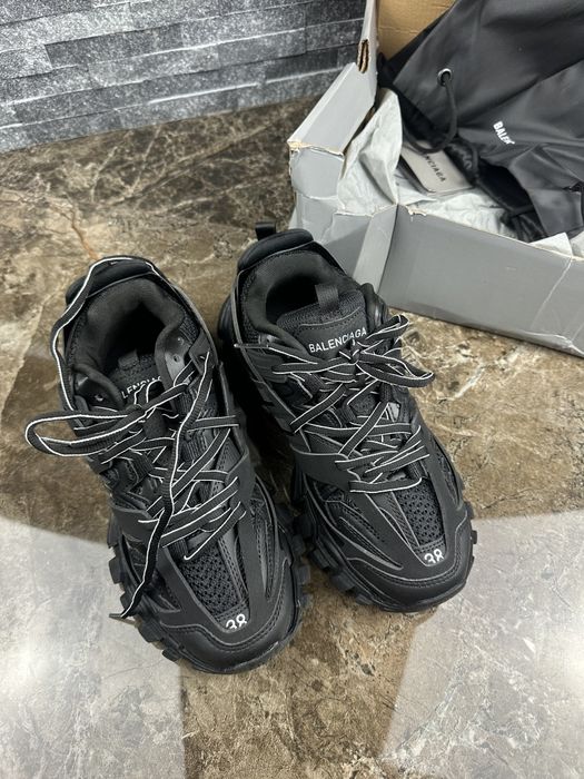Balenciaga Track
