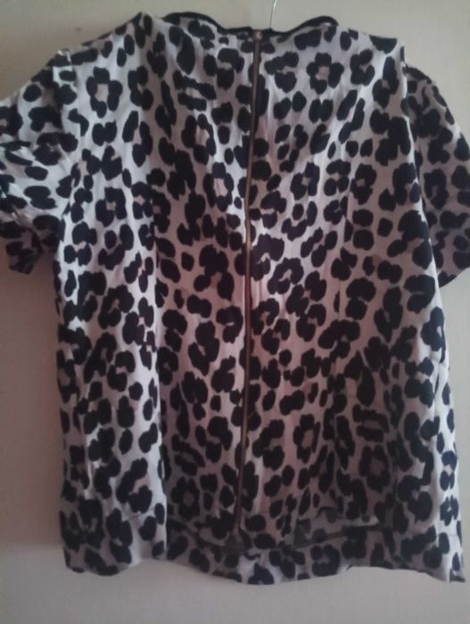 Дамска блуза с къс ръкав