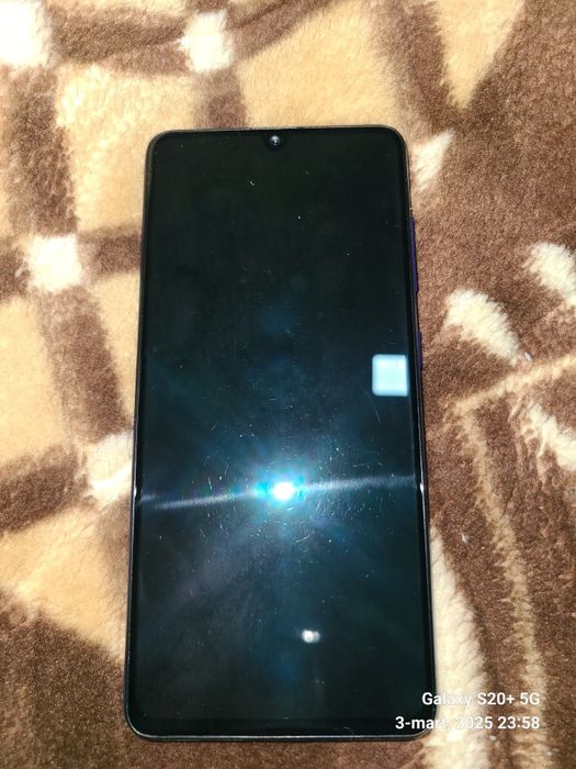 Samsung a41 xotira 64/4 bateriya 3500mAs