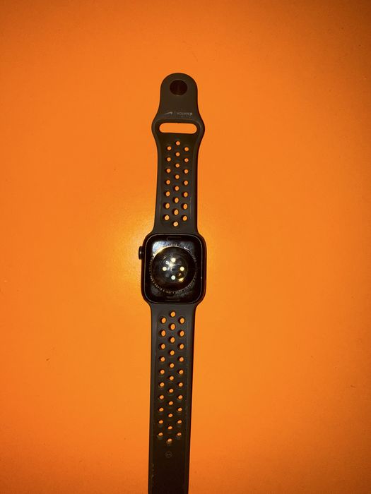 Apple watch series 7 nike edition