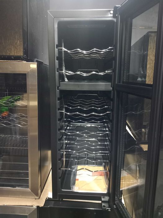 SUPER OFERTA Racitor de vinuri-50%