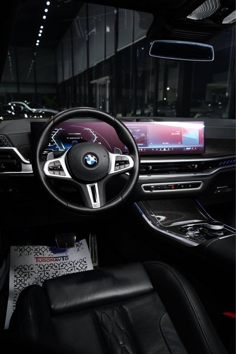 BMW X5 M60i xDrive