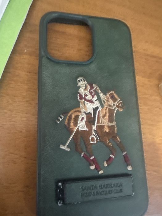 Продам три чехла iphone