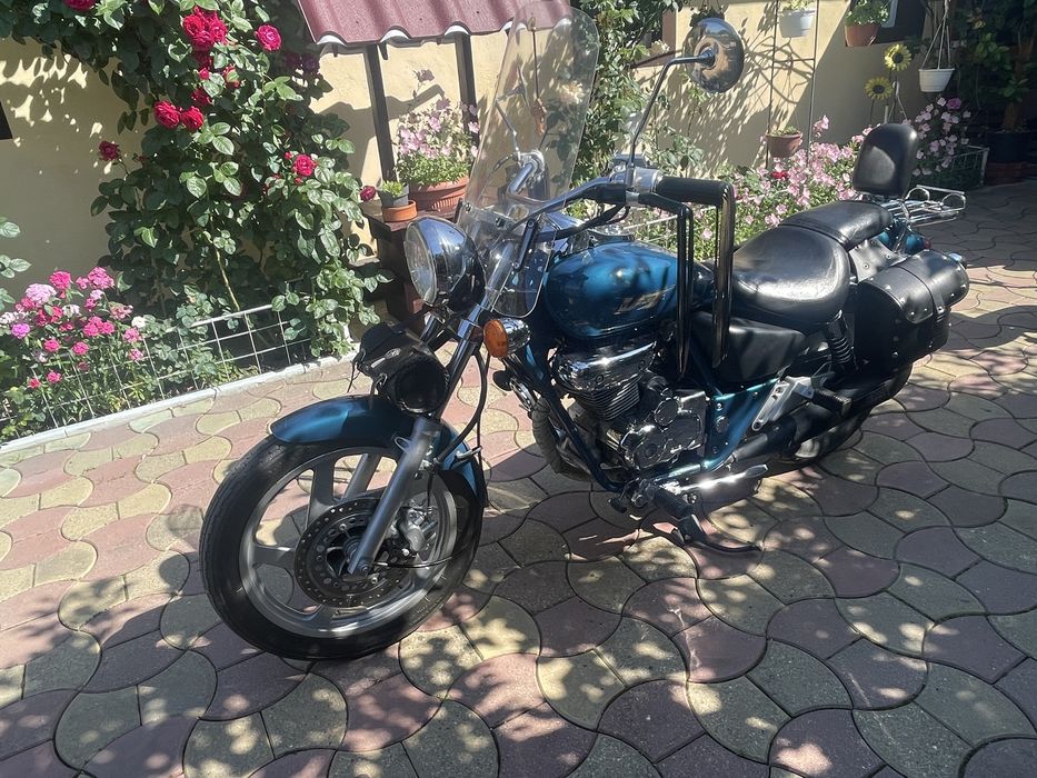 Motocicleta Daelim 125