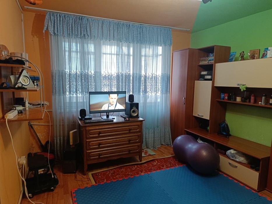 Vând apartament 2 camere