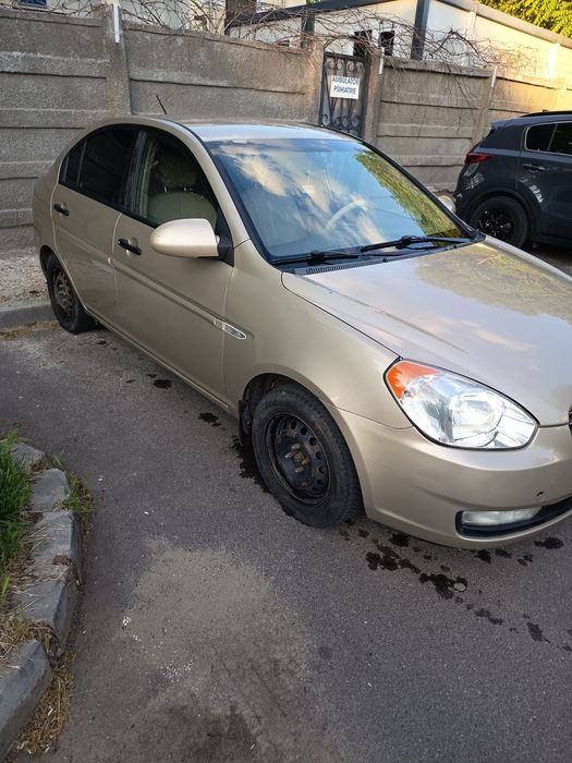 Vând Hyundai accent 3 1.5crdi