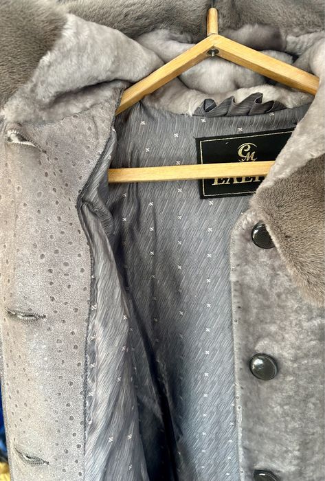 Теплая зимняя шуба.