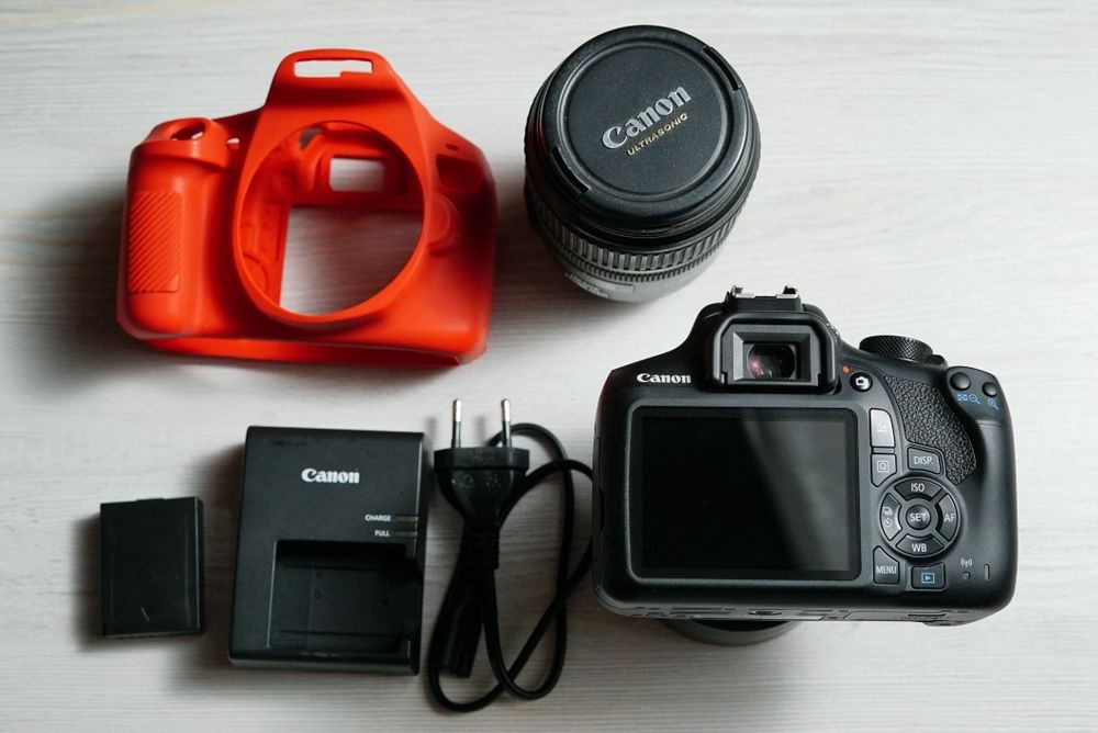 Canon eos 1300d и обьектив 50mm f1.8