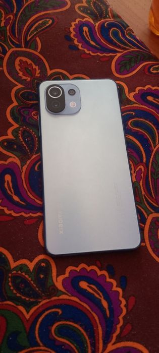 Pul zarurligi uchun sotyapman 256 talik xotirasi