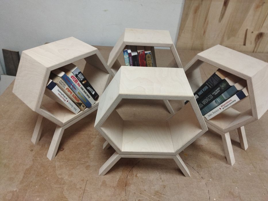 Библиотека,етежерка,маса ,нощно шкафче