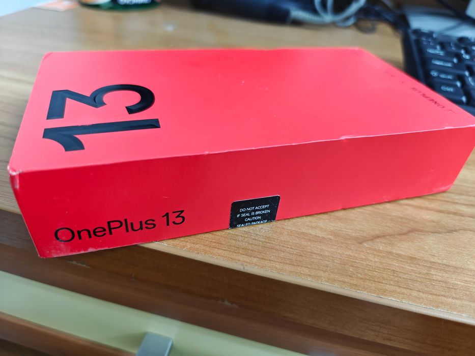 OnePlus 13 512GB 16RAM, Black Eclipse НОВ!