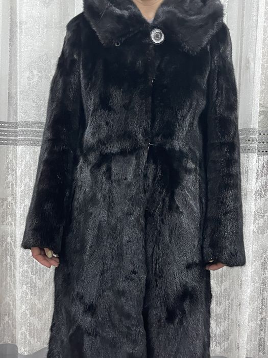 Продам норковую шубу