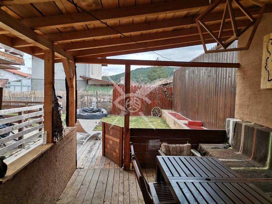 Продава се Къща в с. Владо Тричков, Област София-област - 260 кв.м за 874 €/кв.м - Снимка #3