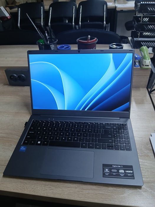 Acer aspire Lite 5